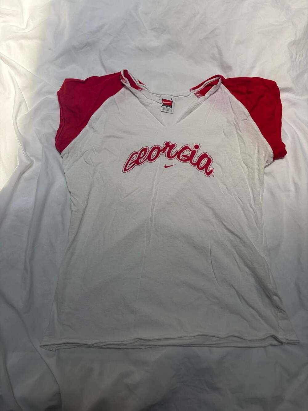 Vintage Nike Georgia Bulldogs Raglan V-Neck T-Shirt Women's Size L